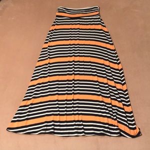 Merona stretchy most comfortable maxi skirt ever! Striped. Size small. Target.